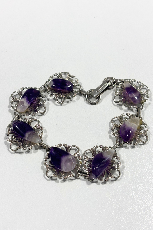 Delicate purple amethyst bracelet