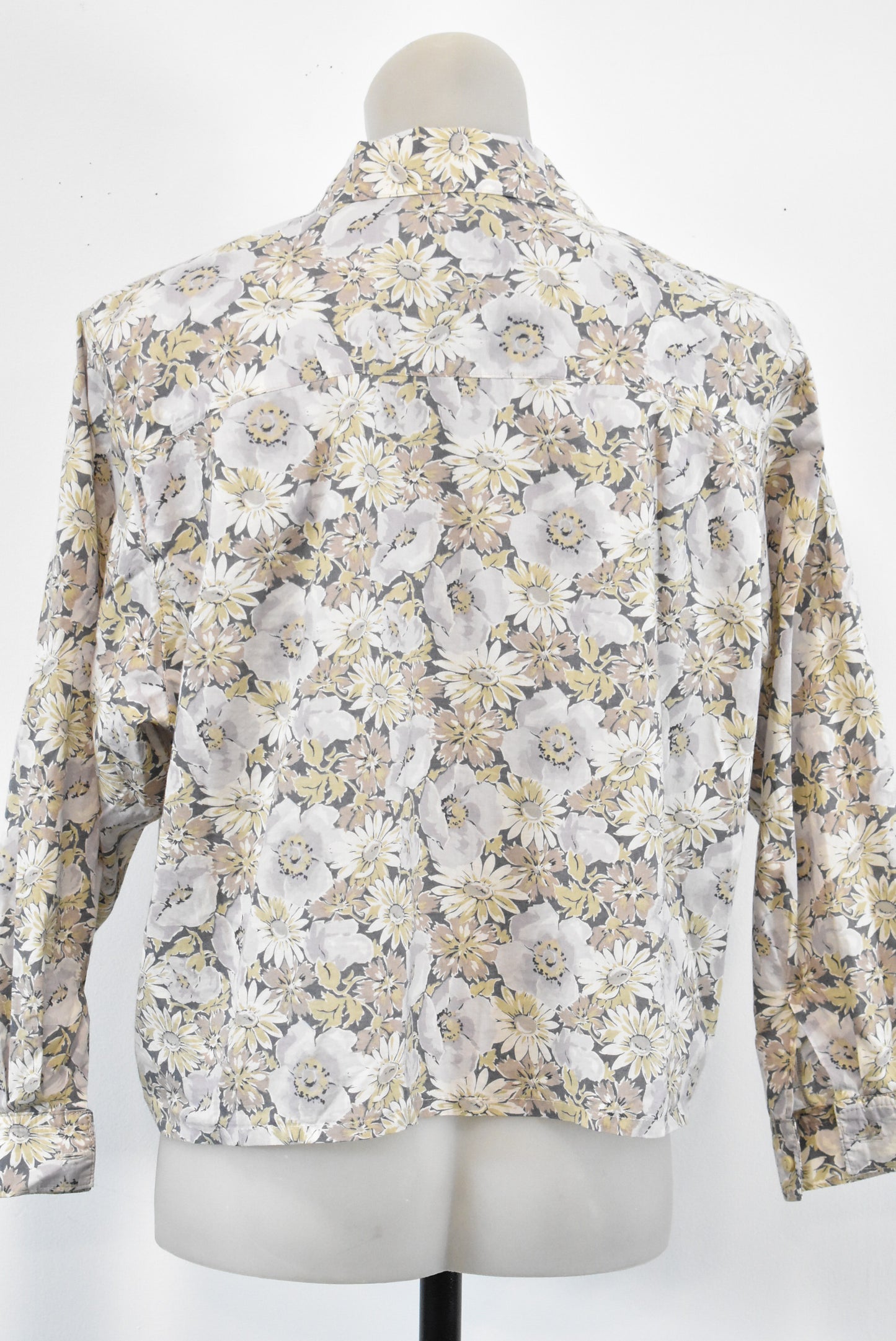 Eloise NZ-made cropped floral shirt, M