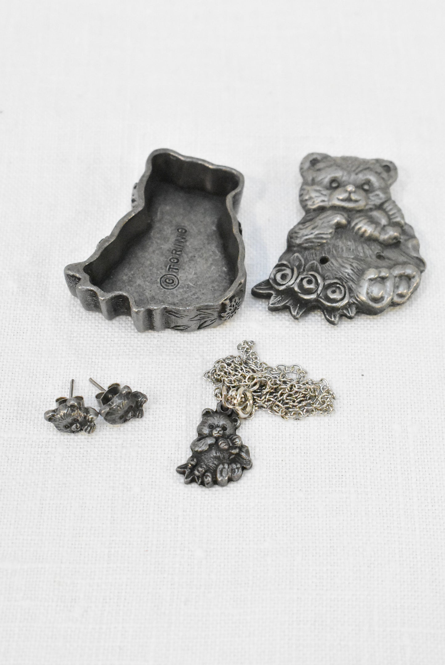 Pewter teddy bear set, earrings, brooch and pendant in a box