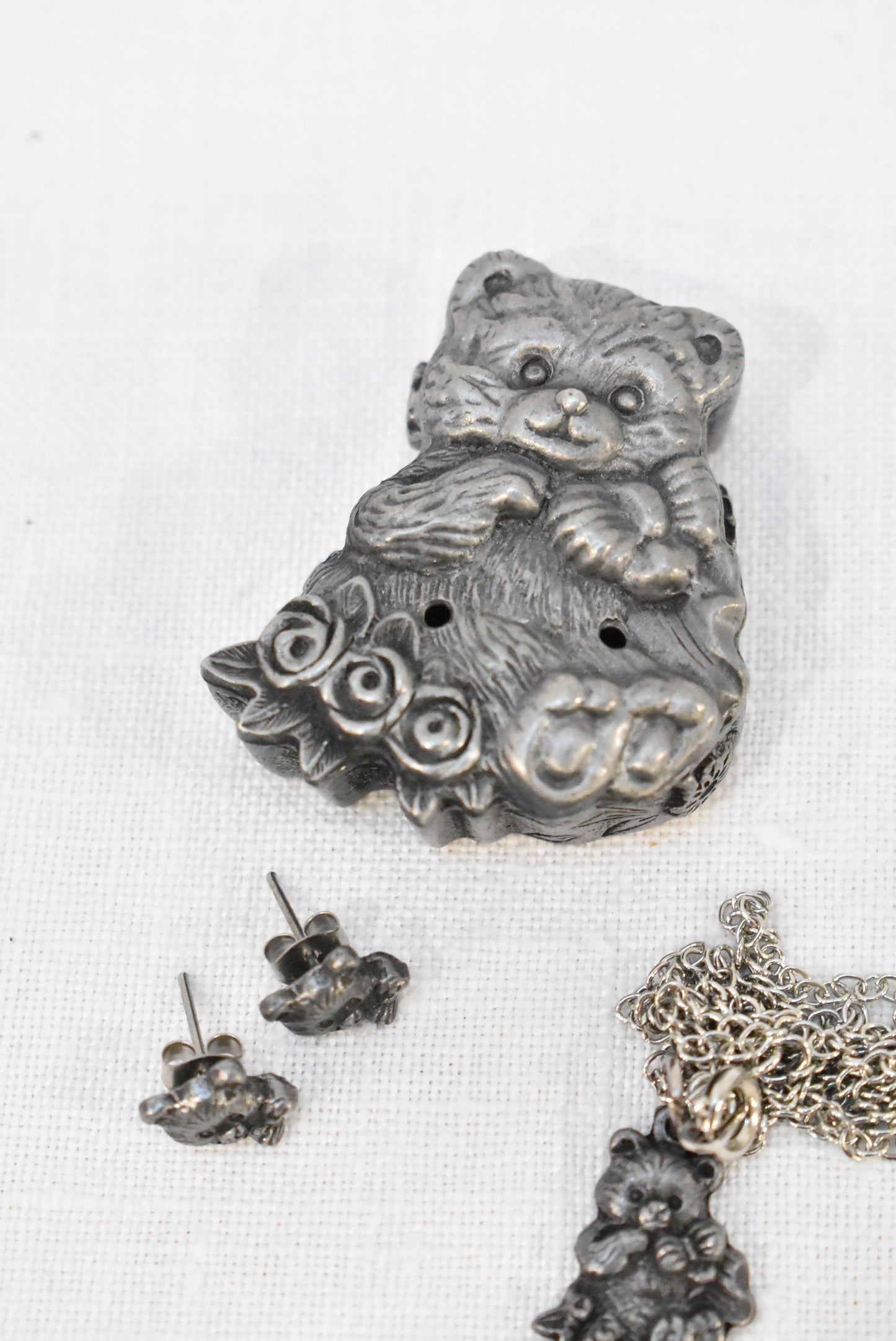 Pewter teddy bear set, earrings, brooch and pendant in a box