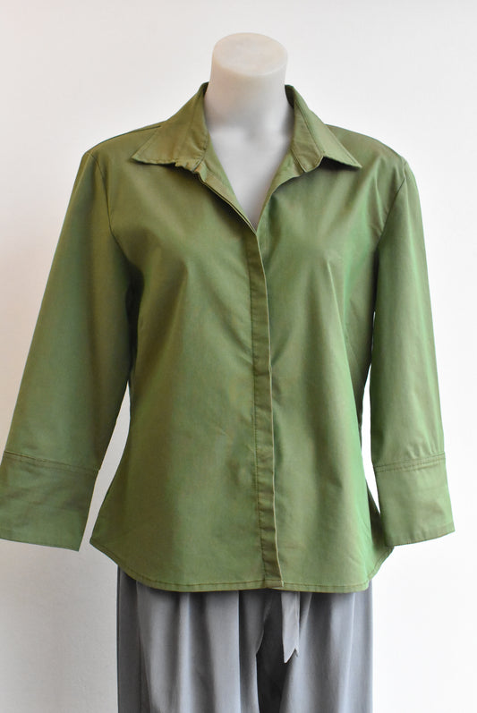 Jean Jones retro green and red shirt, size M
