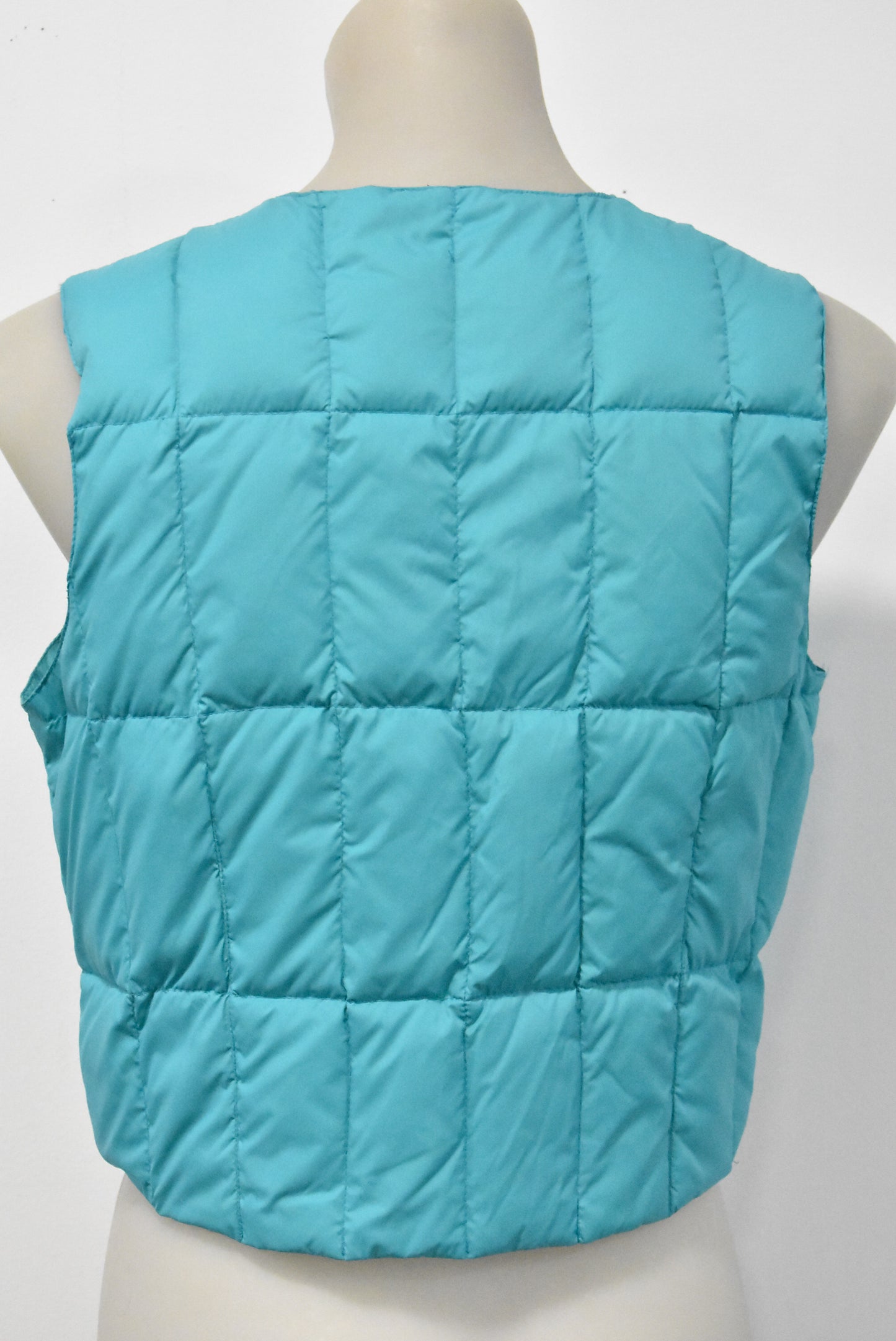 Kedeson cropped puff vest, L