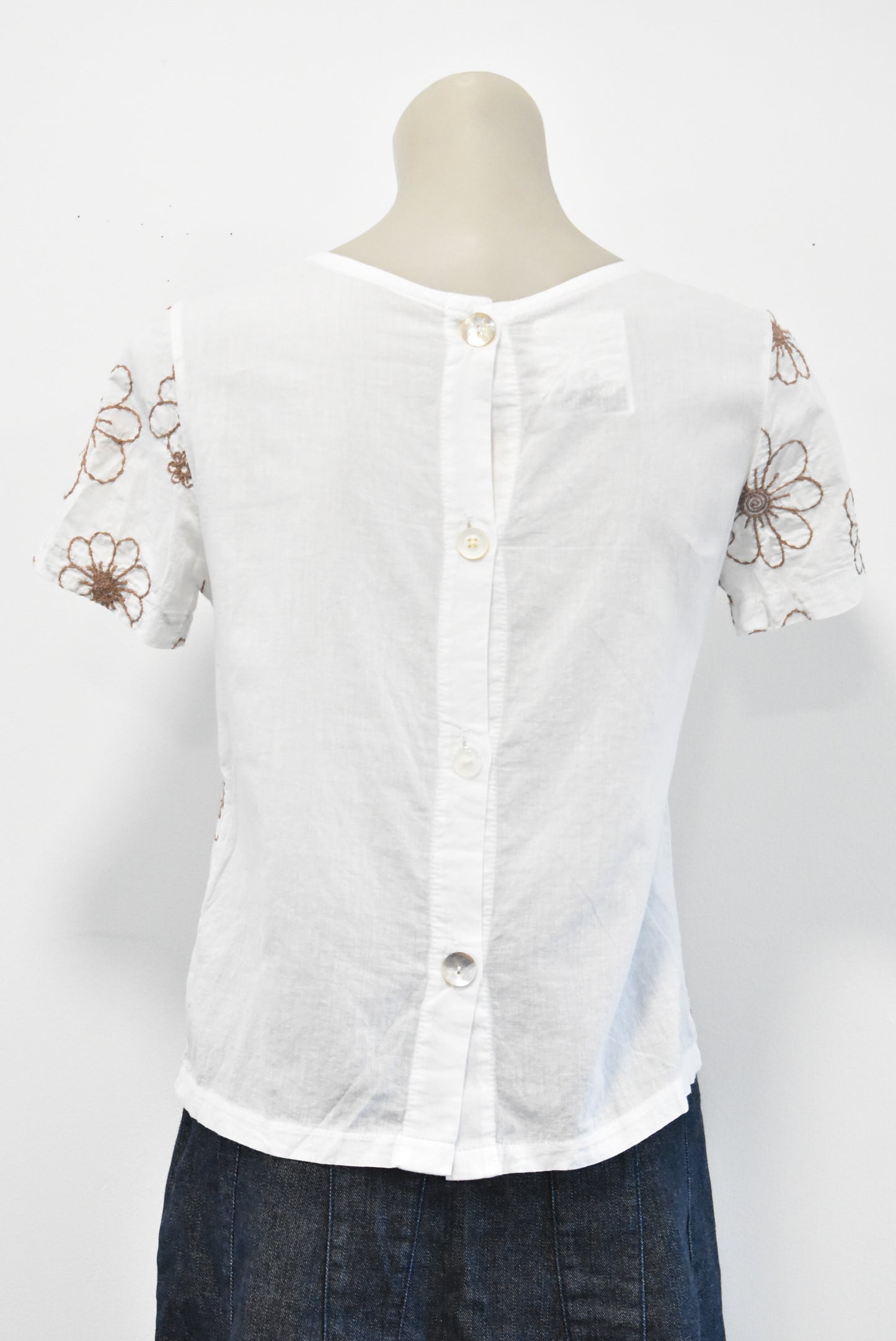 Aunty Clothing flower embroidered top, S