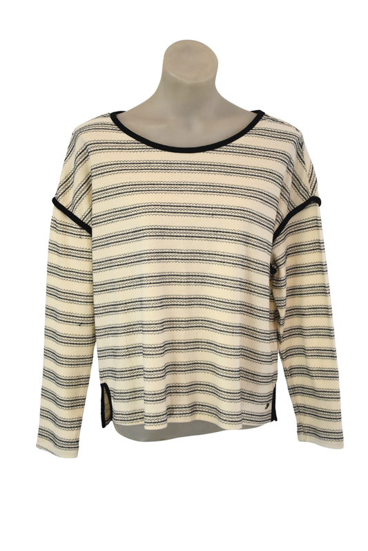 Roxy jumper new with tags, L