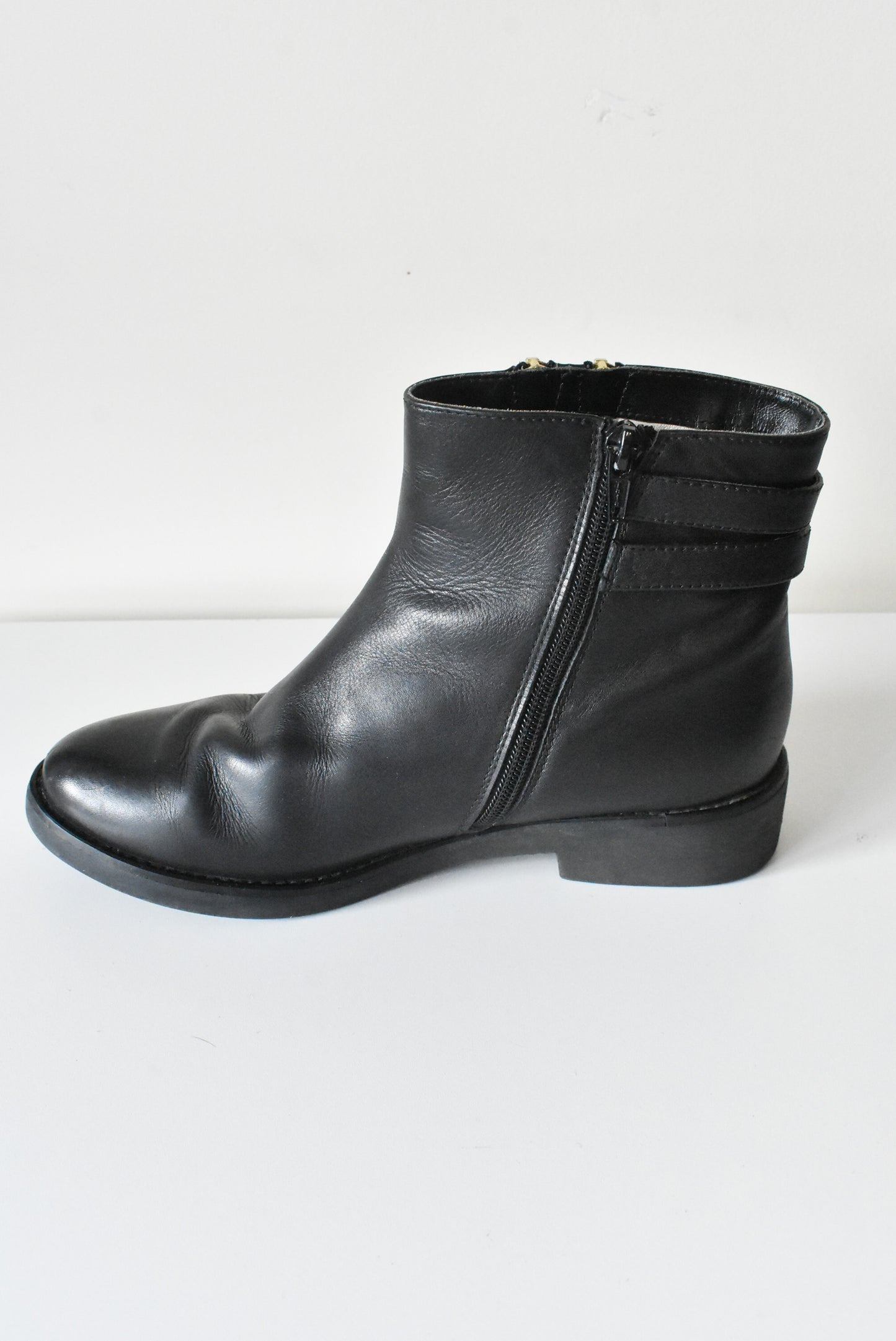 Tata zip and buckle boots, 235 (Korean size - NZ 4, EU 36)