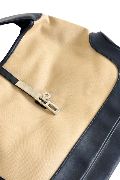 Creamy canvas shoulder bag