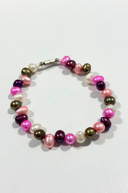 Colourful pearl bracelet