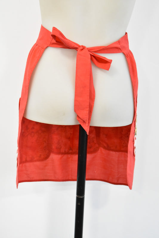 Red waist apron with floral pockets