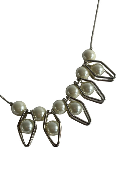 Jacqui-E faux pearl spikey necklace