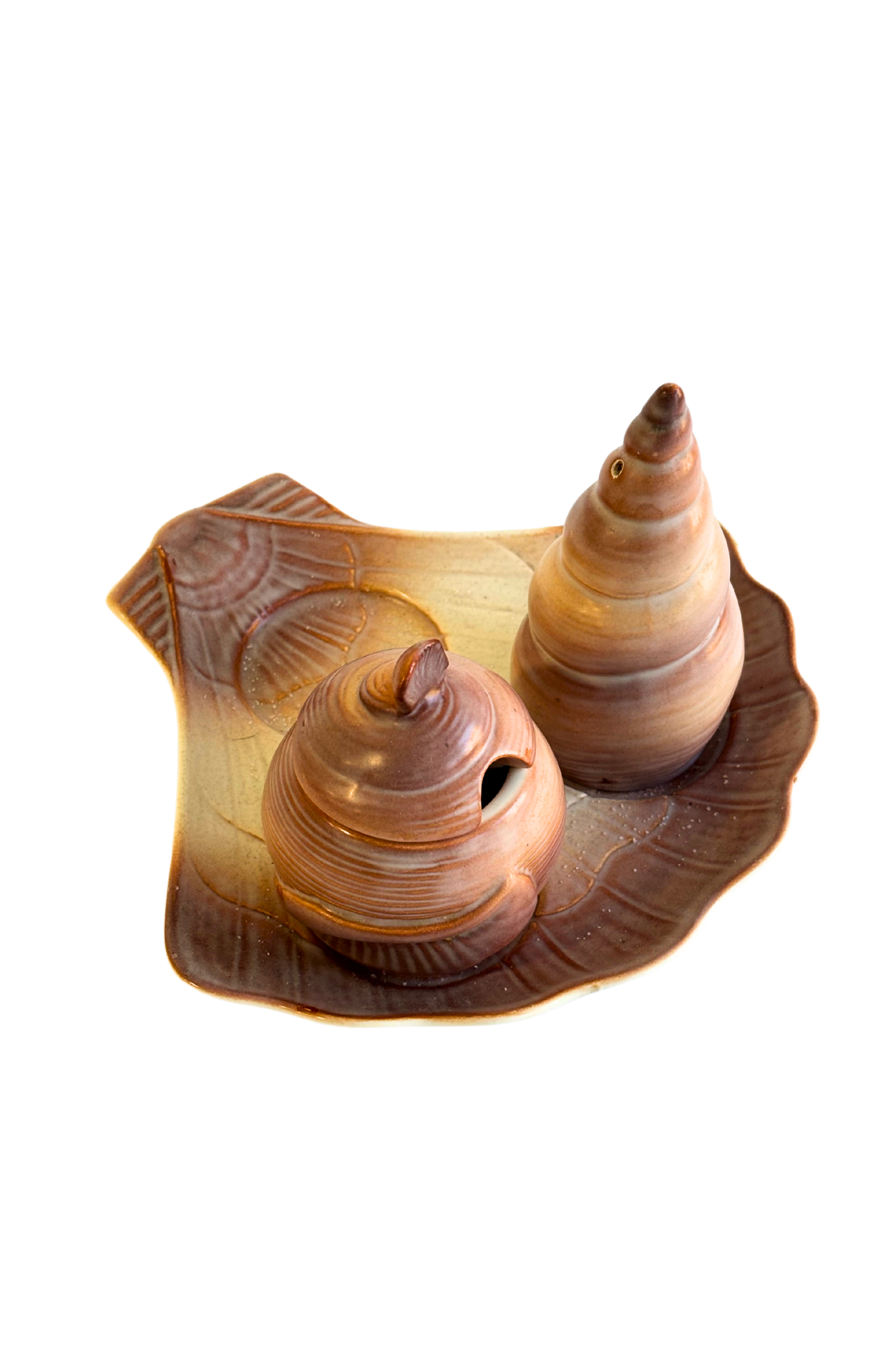 Vintage Carlton Ware seashell salt + pepper set (missing one)