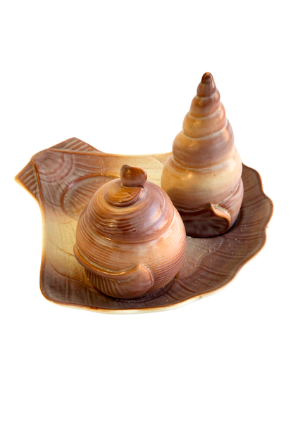 Vintage Carlton Ware seashell salt + pepper set (missing one)