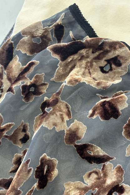 Beautiful sheer velvet flowers maxi skirt, M