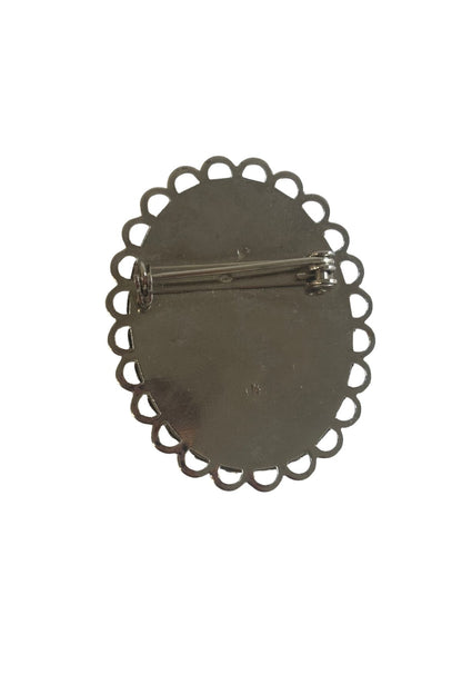 Vintage classical lady resin brooch