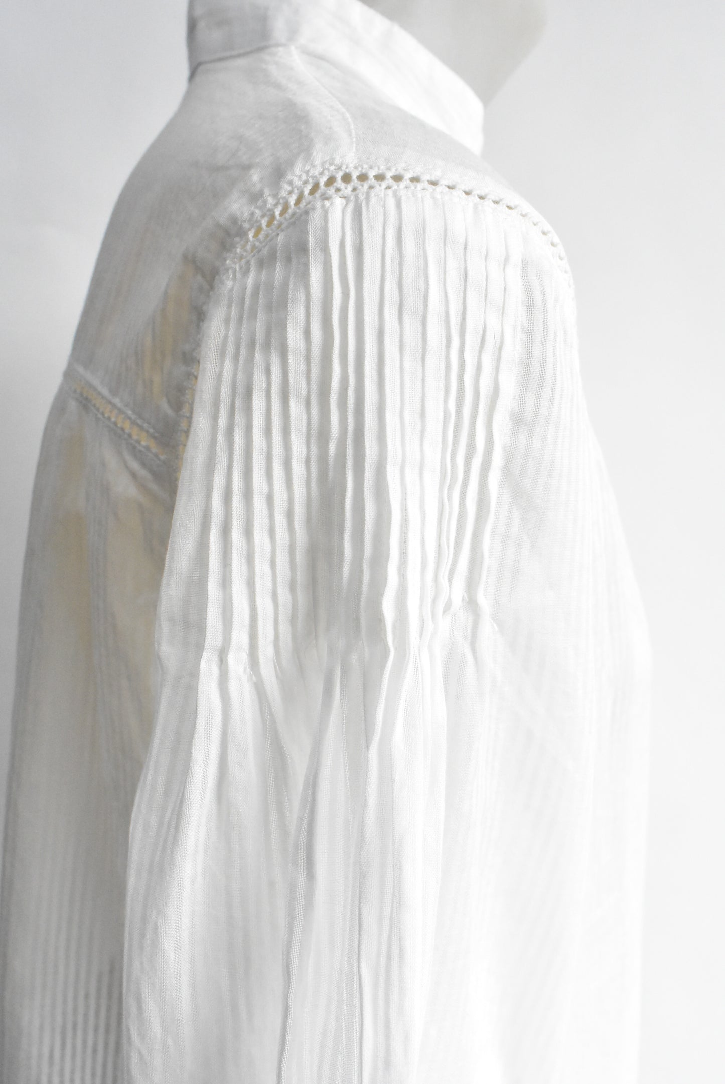 Classique white blouse, 14