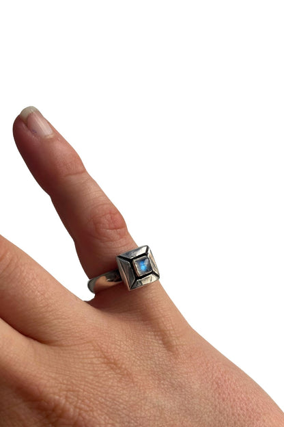 925 Silver labradorite ring