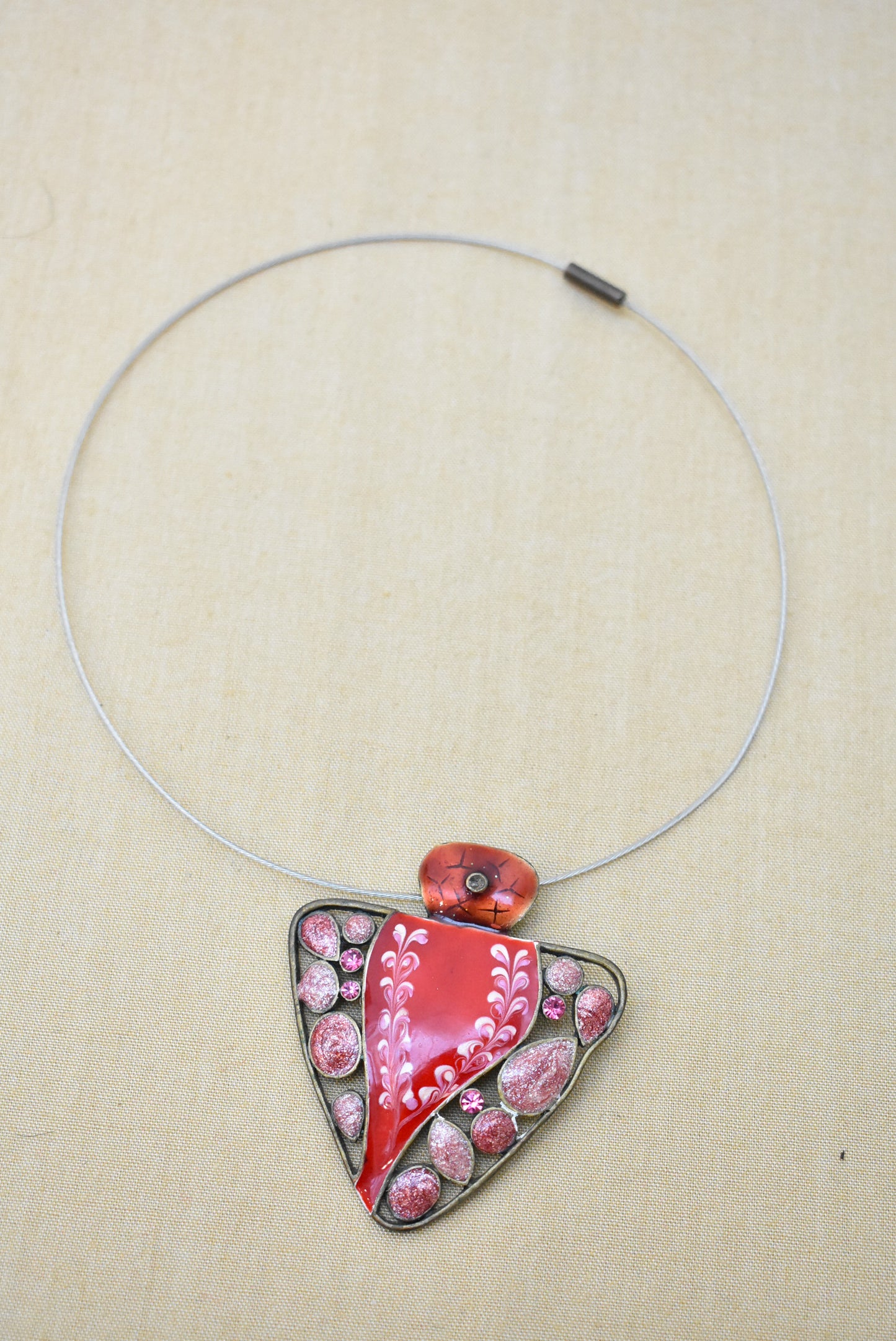 Red and pink metal & enamel necklace