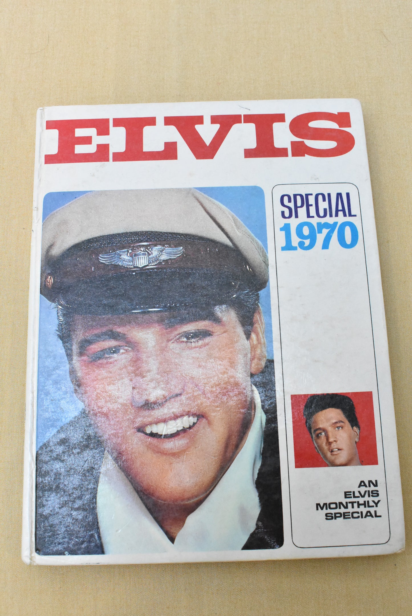 5x Vintage Elvis Special books