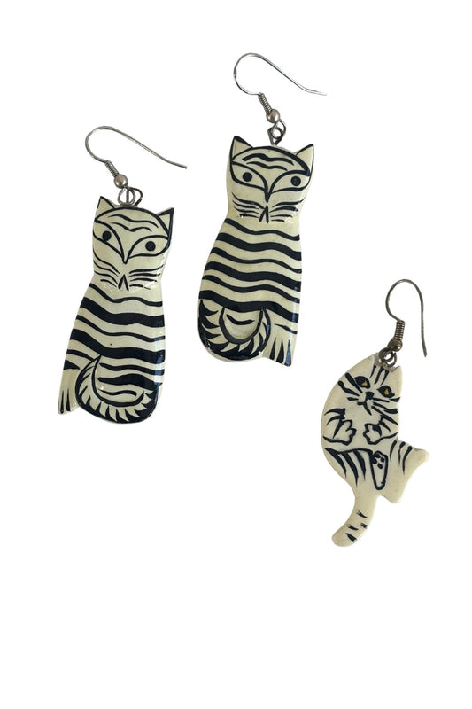 Vintage cat earring bundle x3
