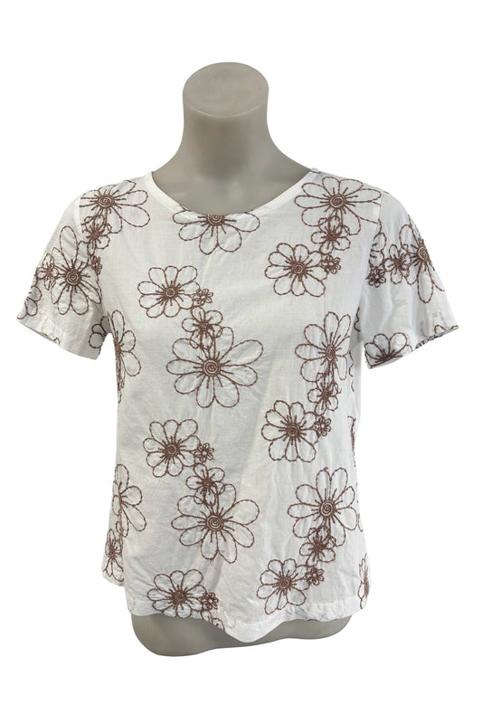 Aunty clothing NZ made cotton flower embossed top, S