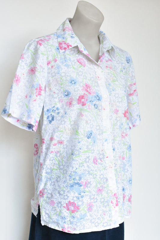 Light pastel cotton shirt, S/M