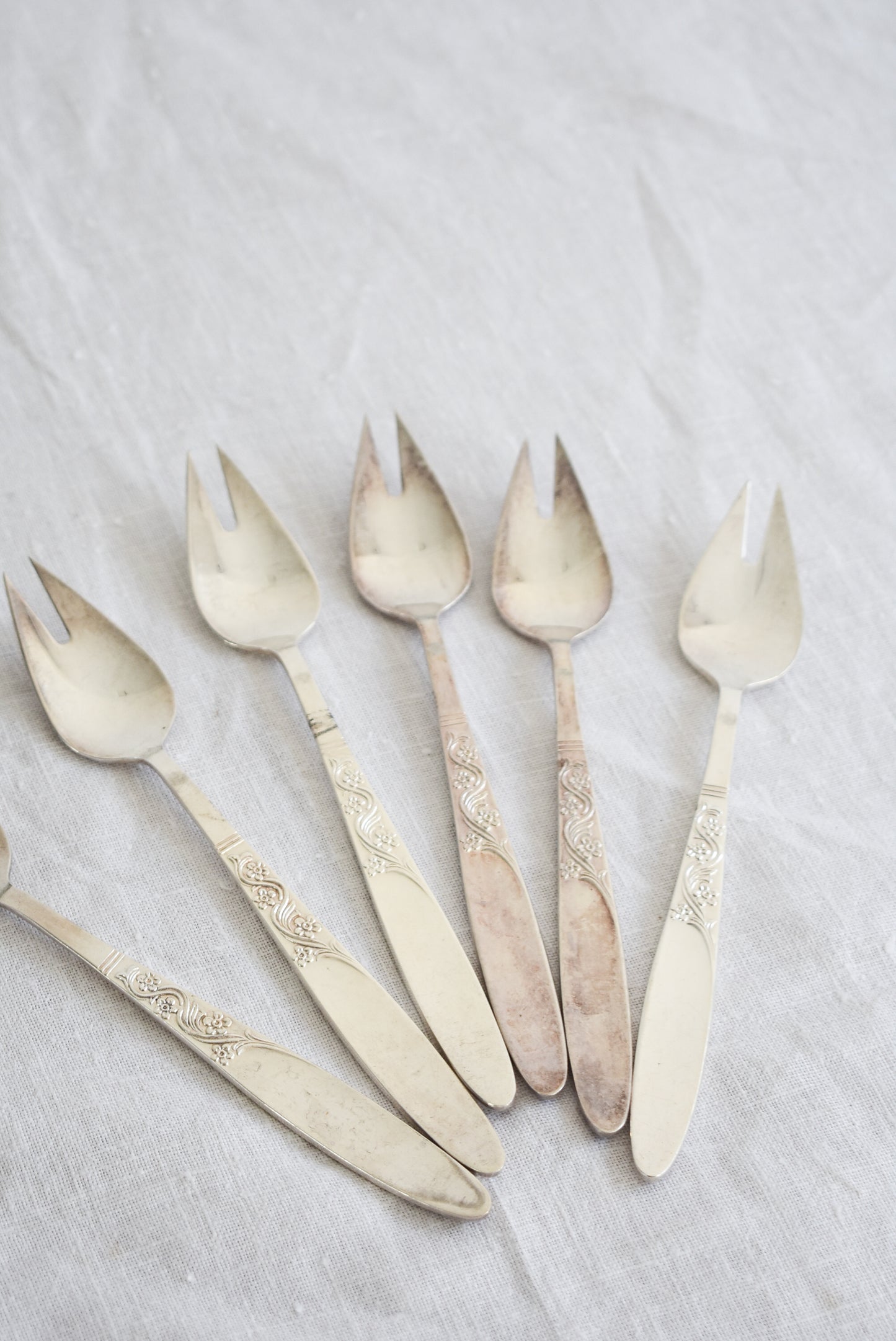 Grosvenor Christine EPNS sporks floral detail, set of 6