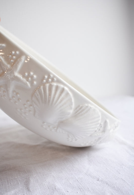 Stunning Italian made seashell serving bowl