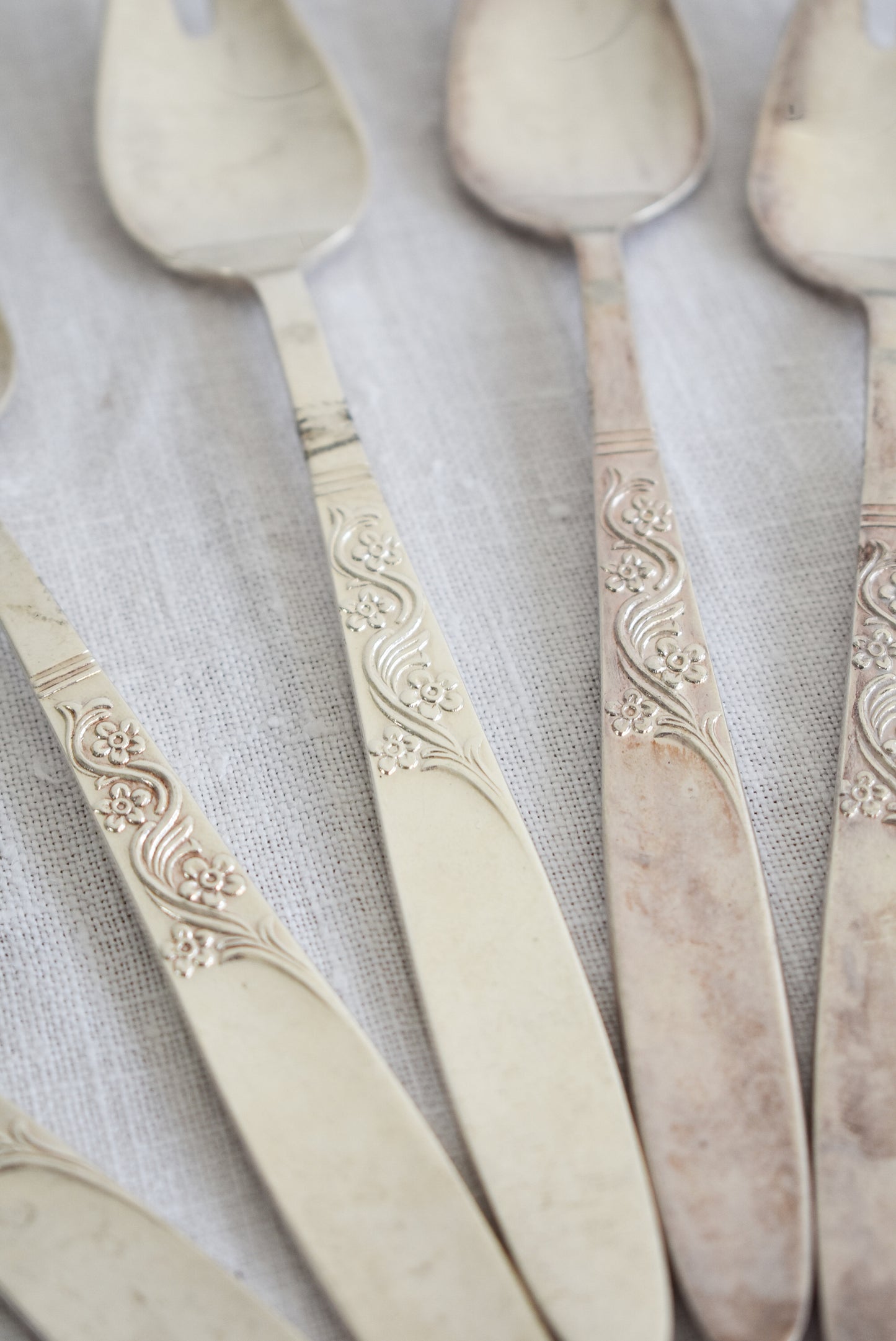 Grosvenor Christine EPNS sporks floral detail, set of 6