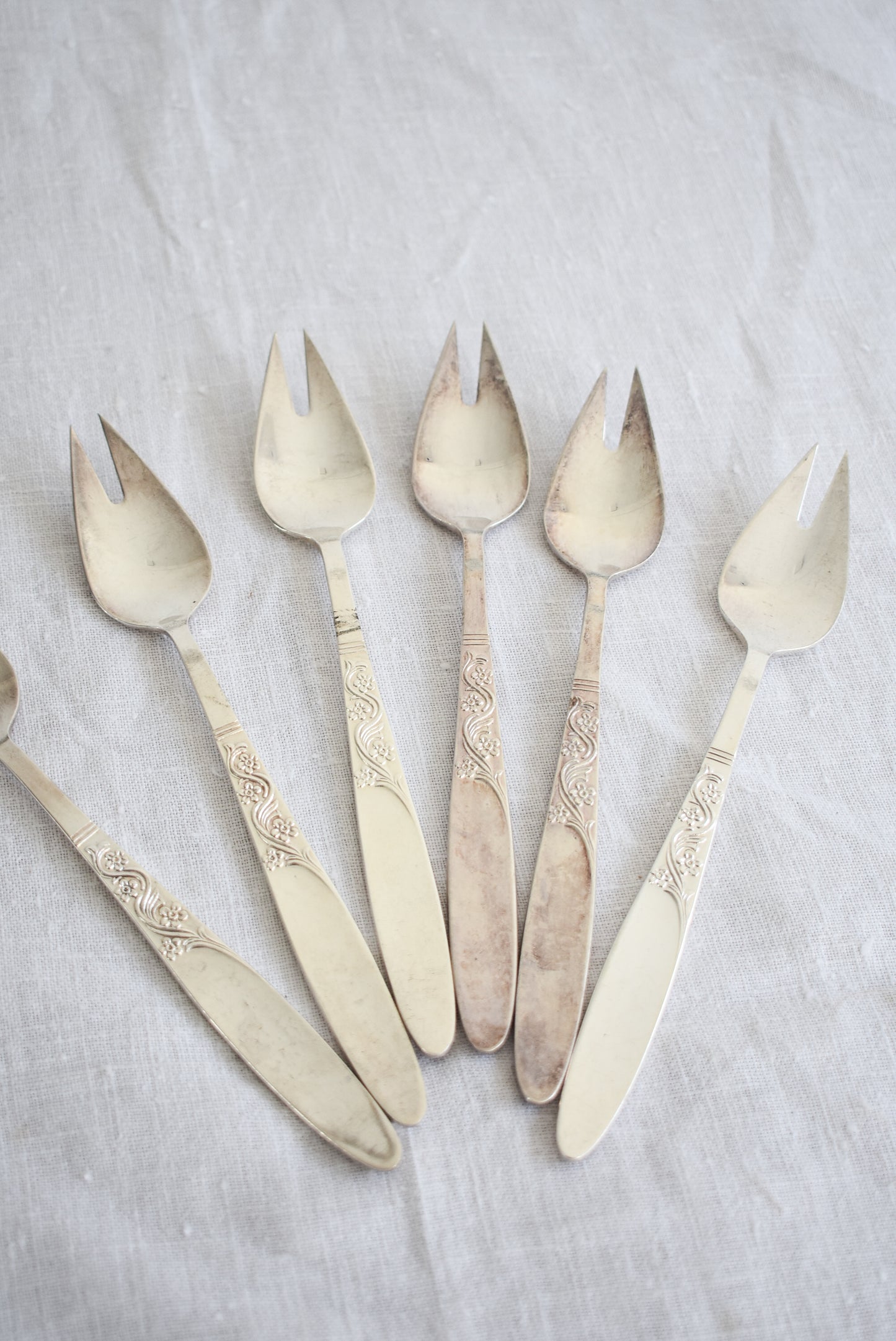 Grosvenor Christine EPNS sporks floral detail, set of 6