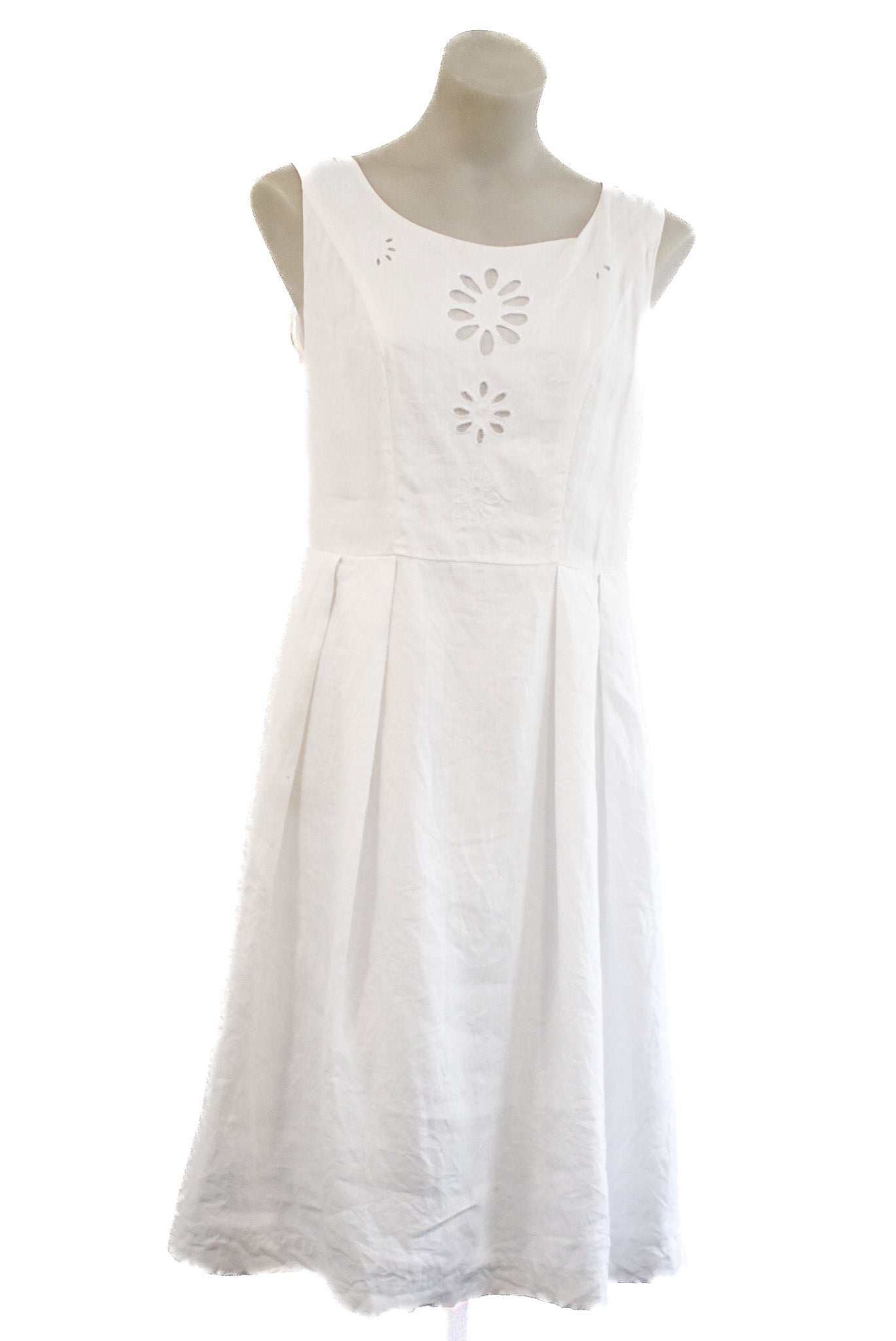 Max white linen dress, 12