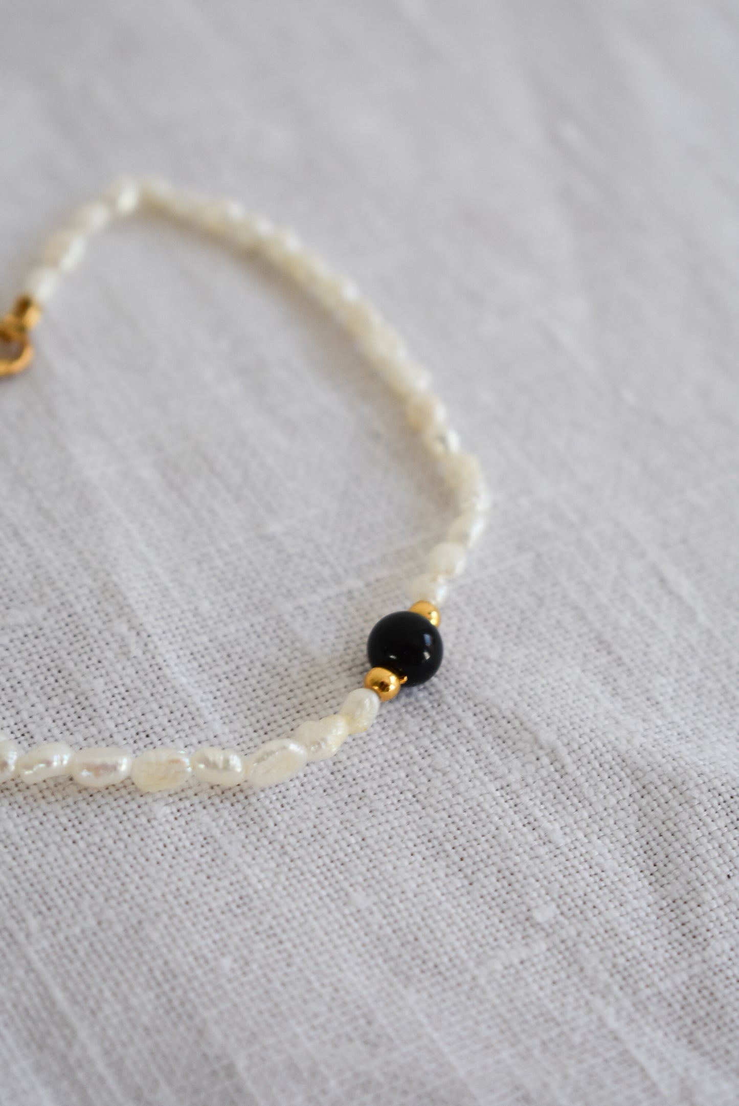 Pearl & Onyx bracelet