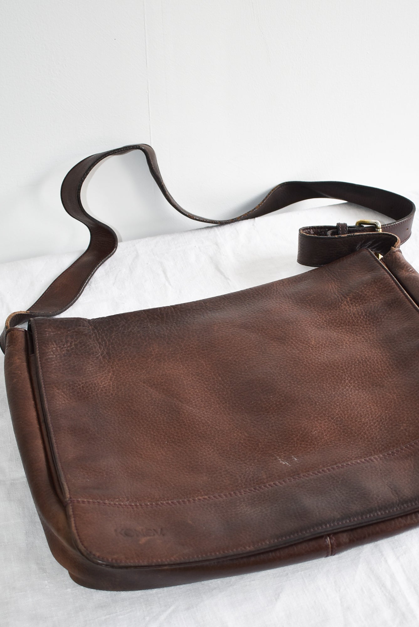 Vintage Konev NZ made leather satchel