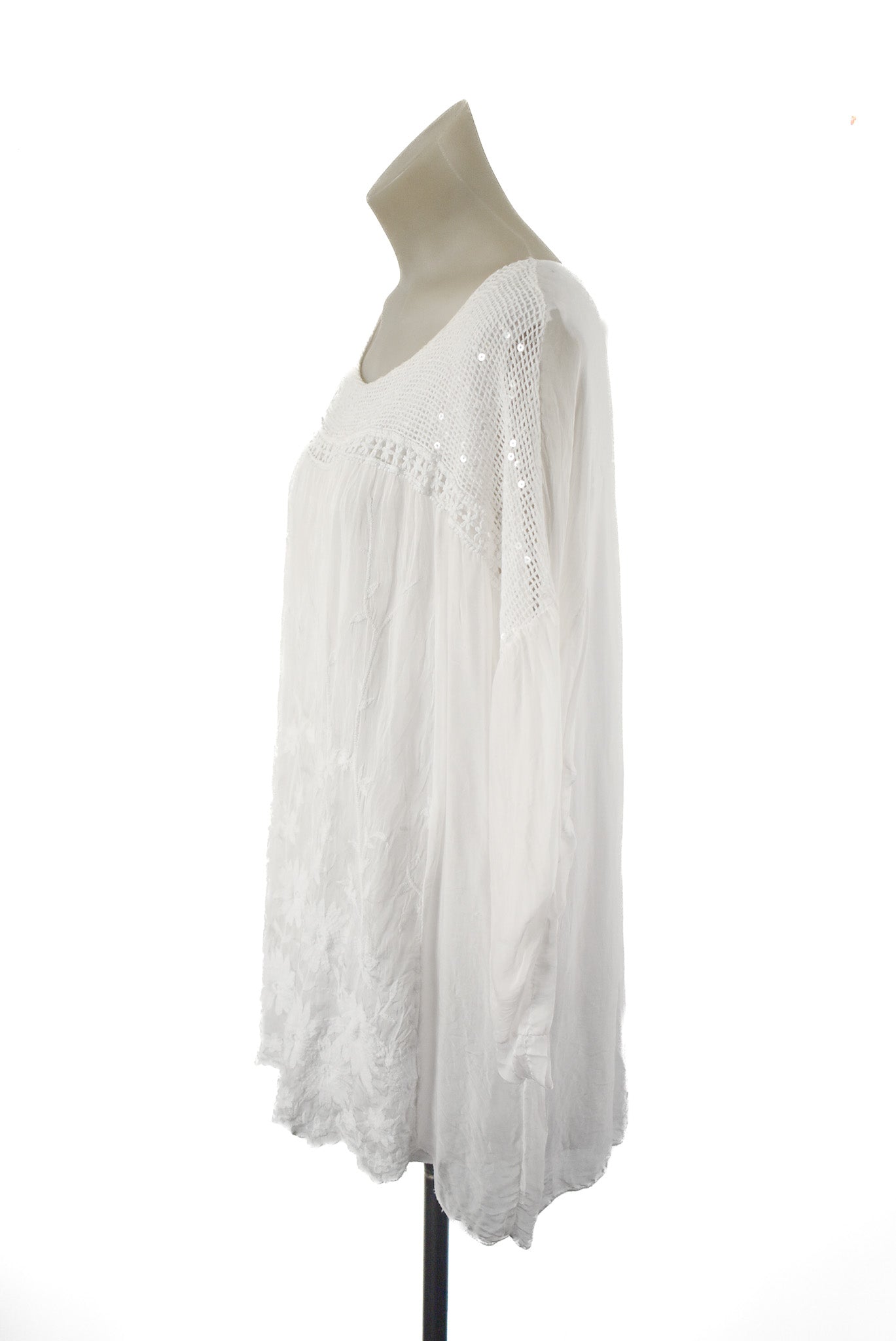 Italian Affair gorgeous sequin embroidered flowy blouse, L