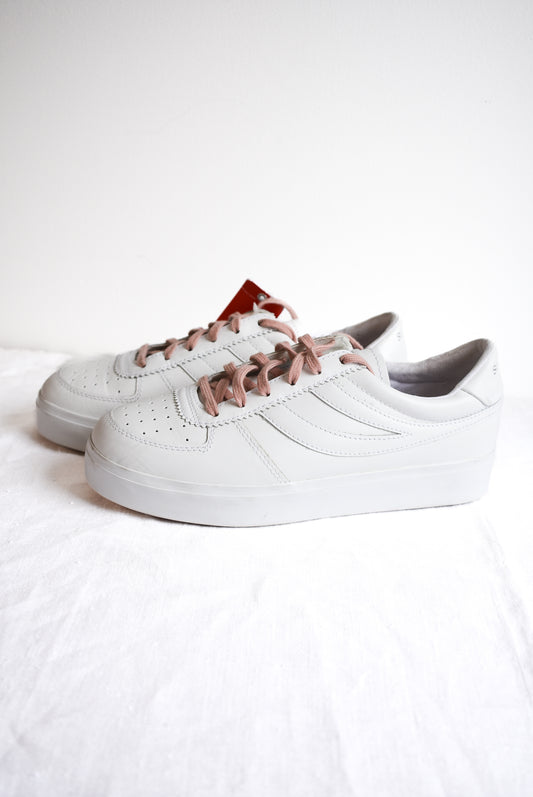 Superga 2850 Seattle 3 in white, 40 EURO