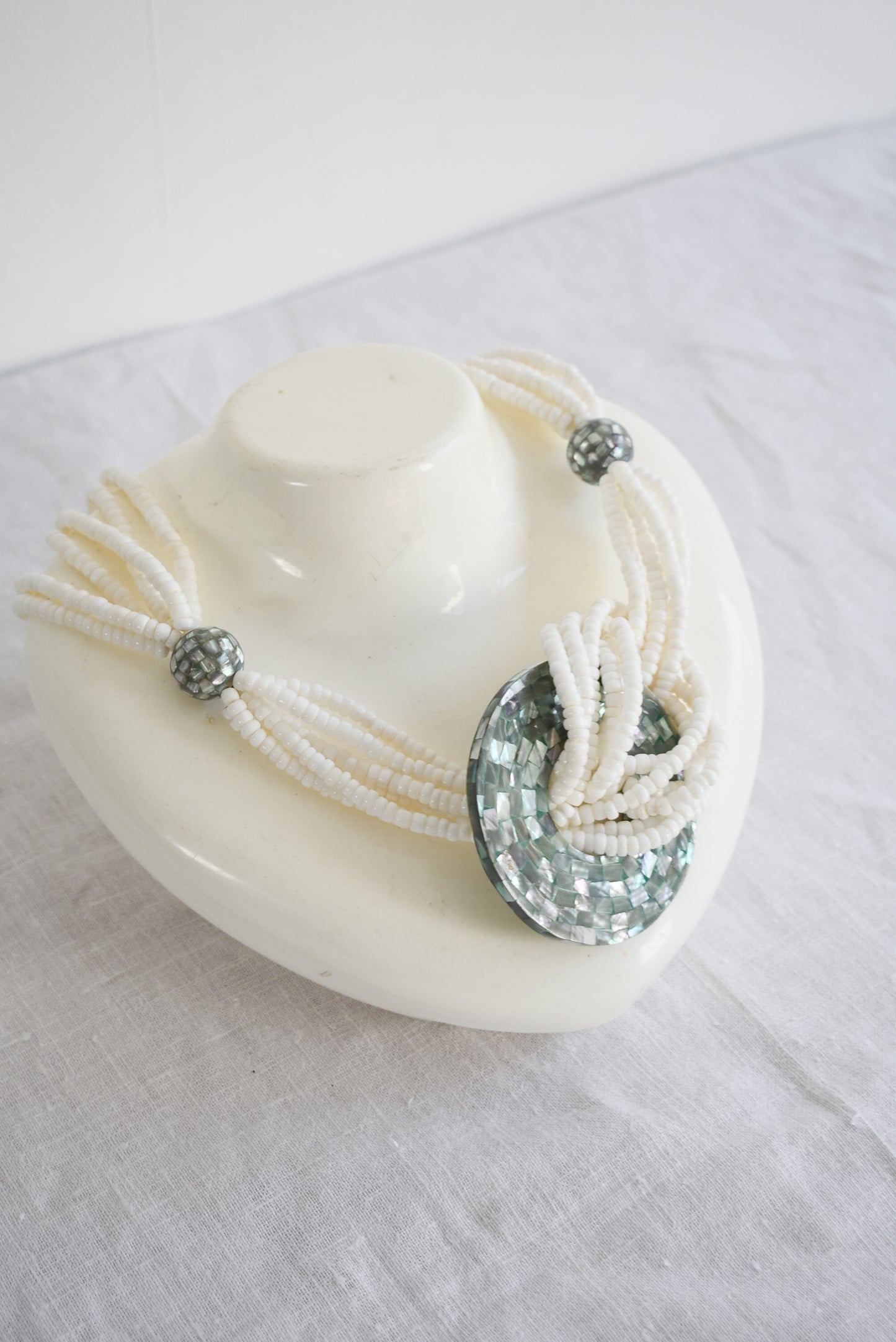 Amazing chunky shell beaded necklace