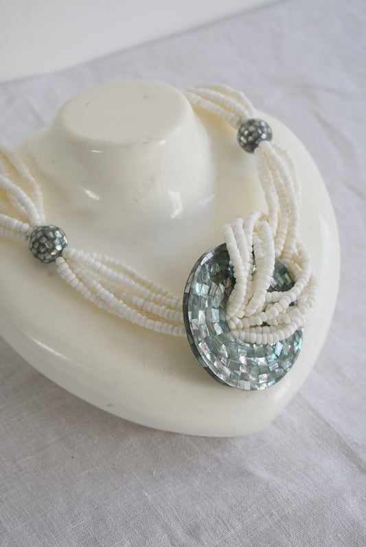 Amazing chunky shell beaded necklace