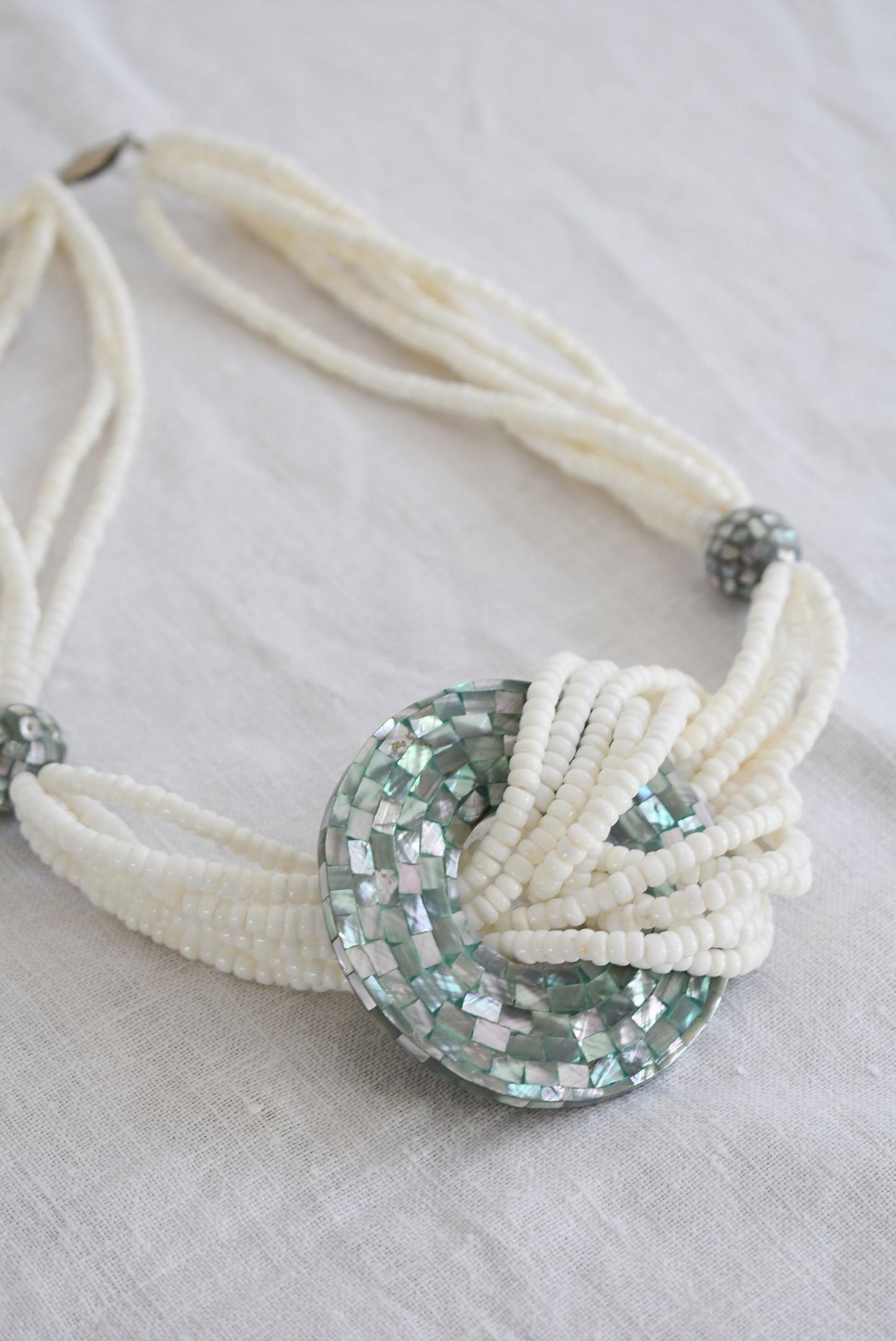 Amazing chunky shell beaded necklace