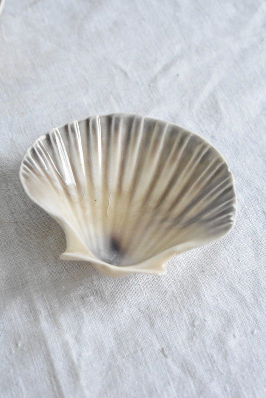 Pottery Scallop shell trinket dish, made in NZ