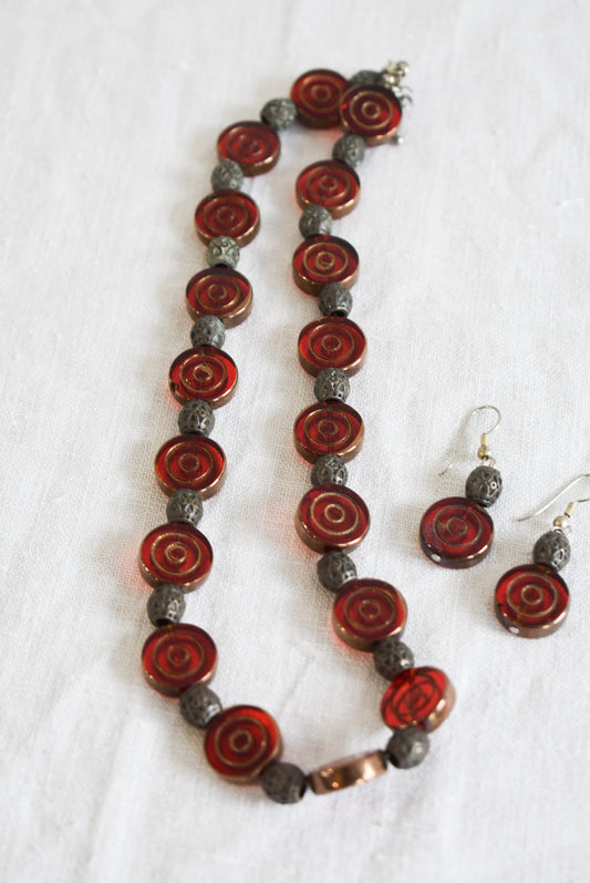 Stunning red glass beaded jewellery set