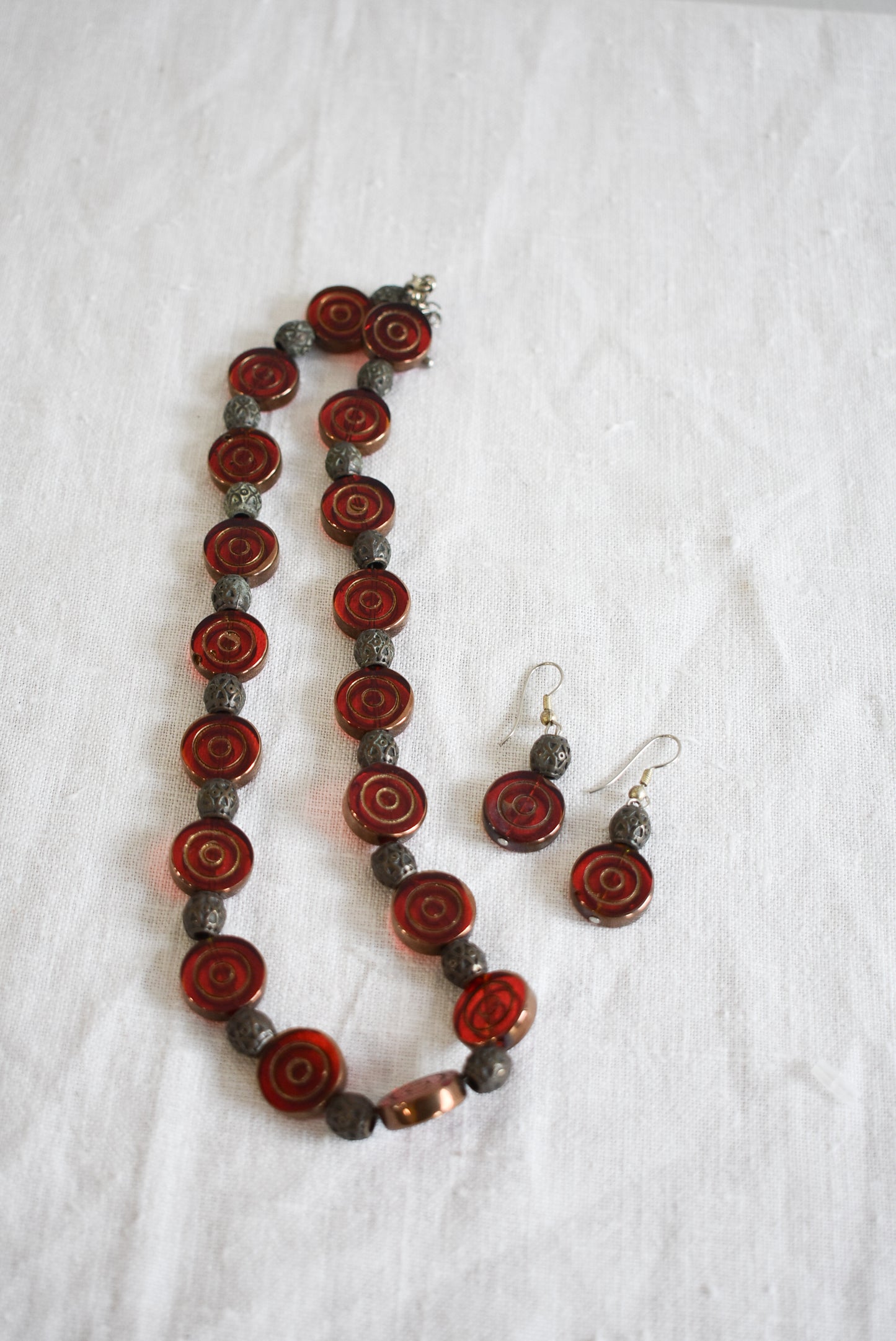 Stunning red glass beaded jewellery set