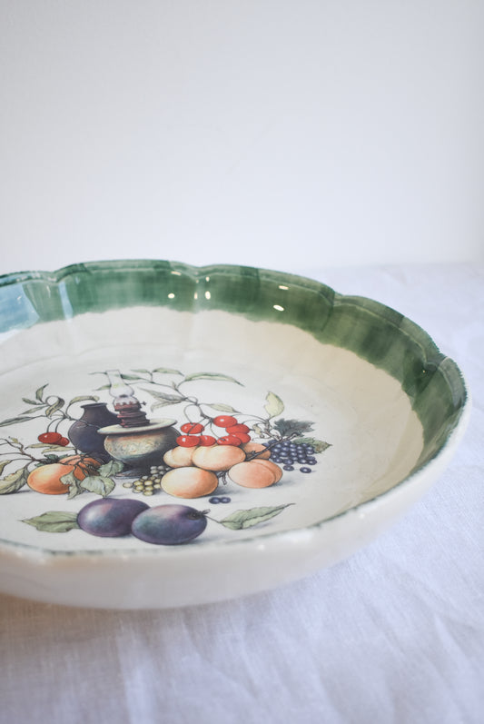 Gorgeous "made in italy' hand painted fruit serving bowl