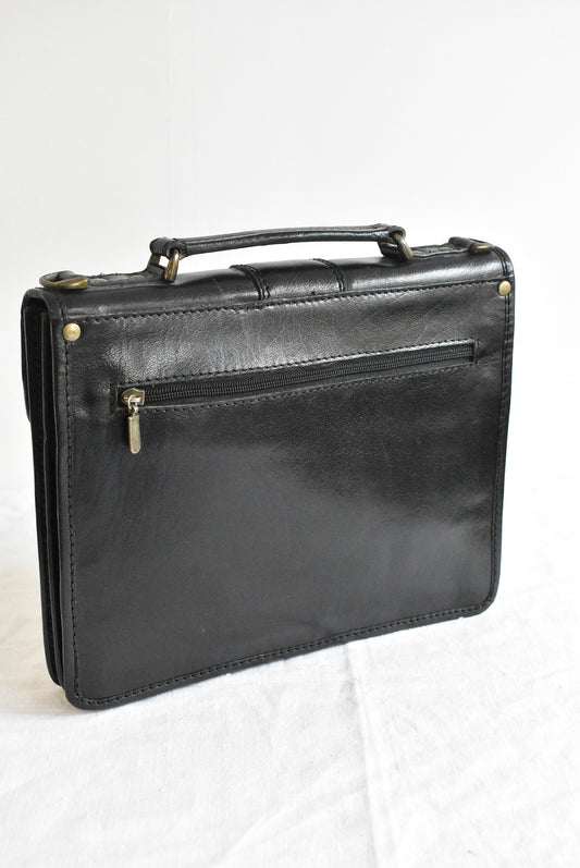 Stunning Fascino black leather briefcase