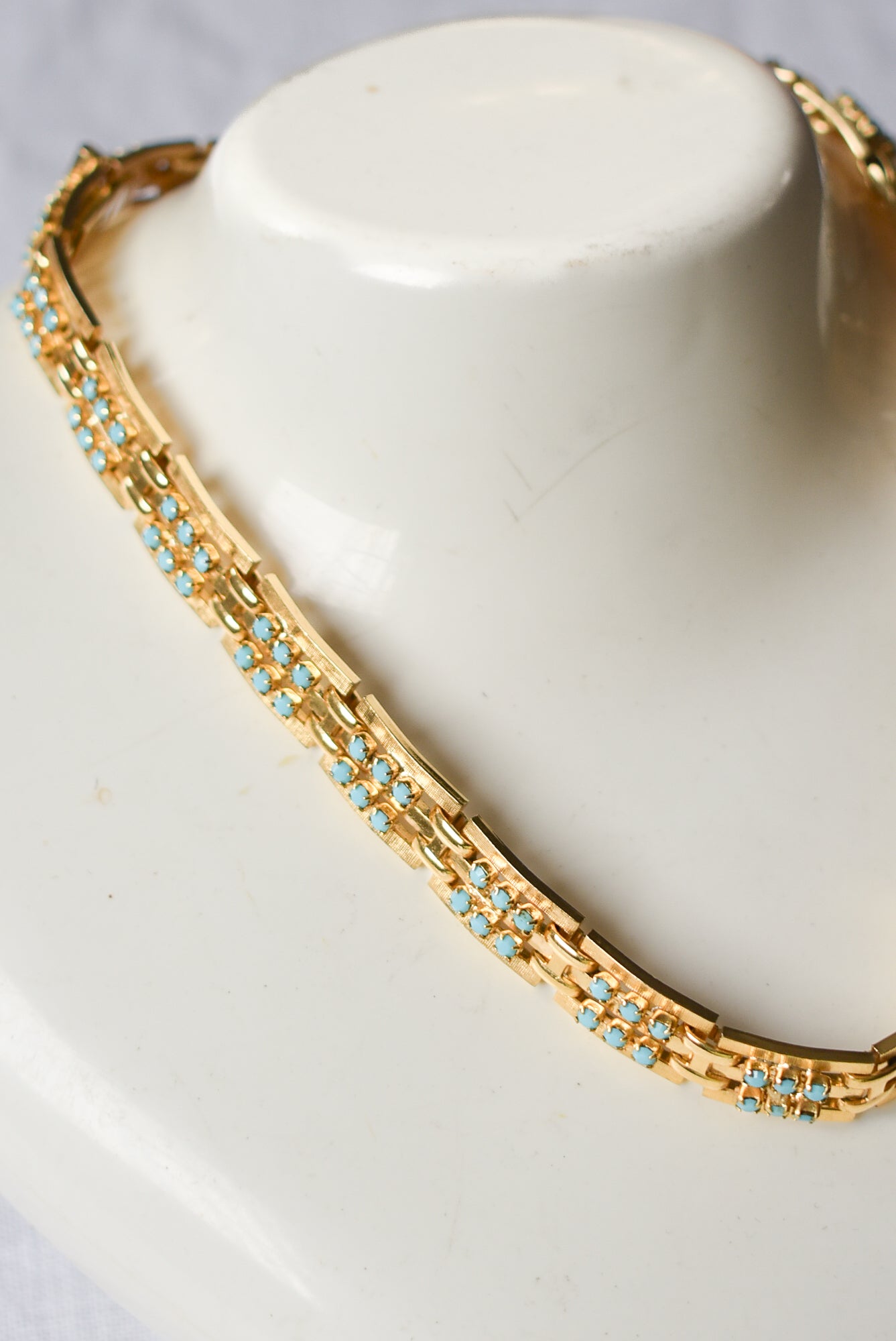 Vintage golden choker necklace