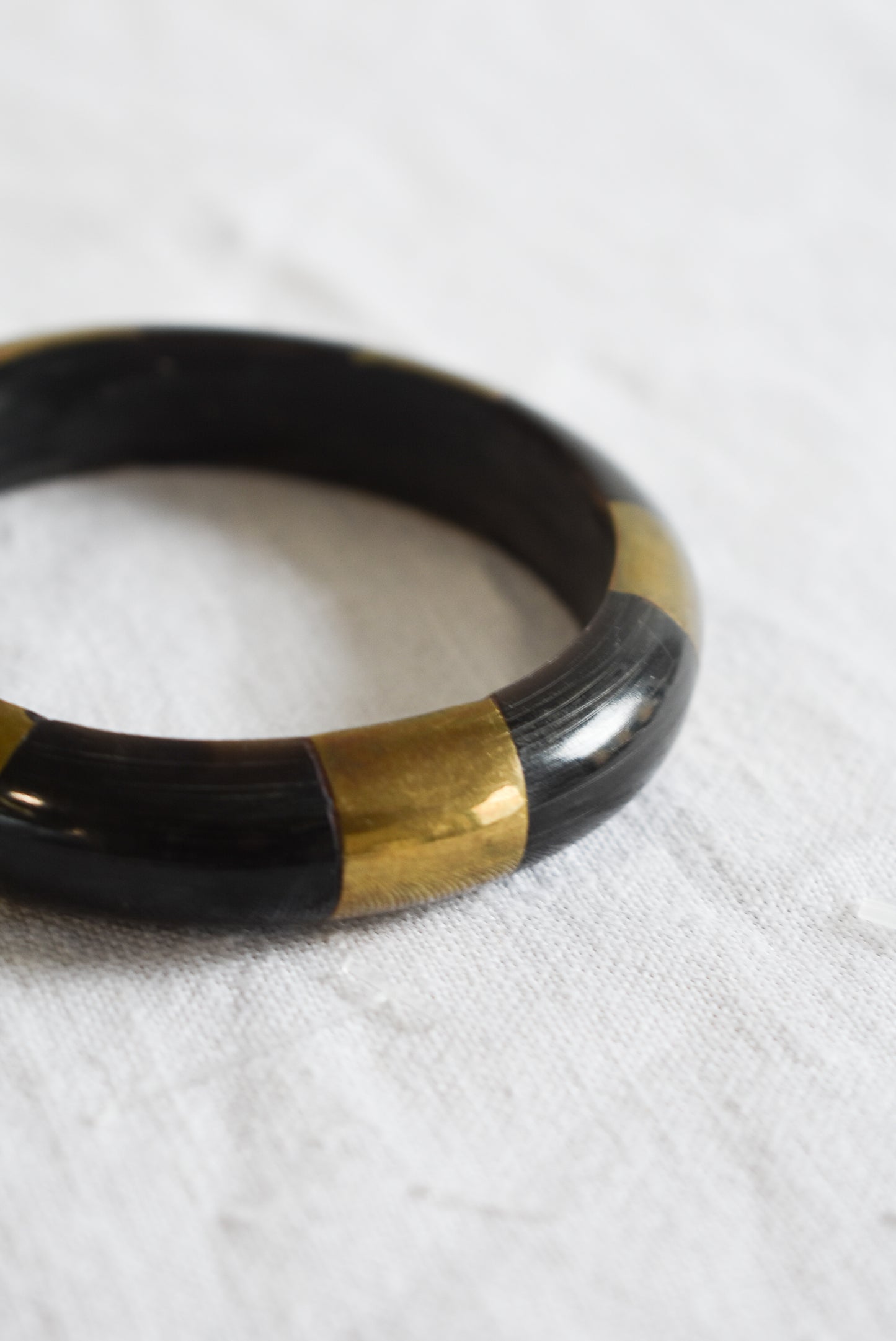 Retro Golden chunky wooden bangle