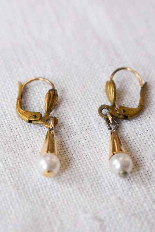 Vintage faux pearl drop earrings