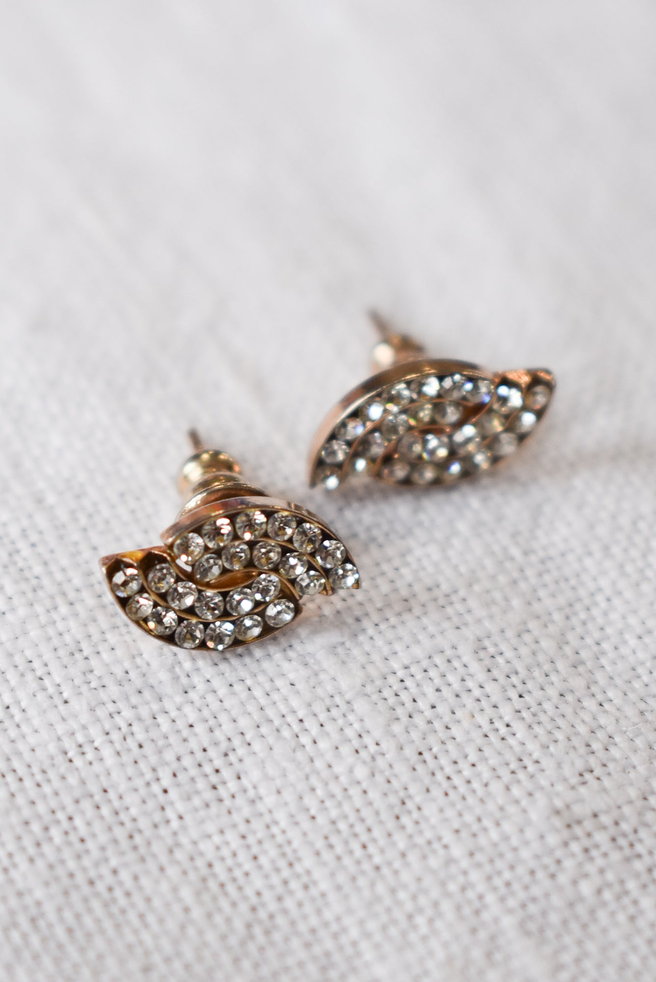 Glitzy retro studs