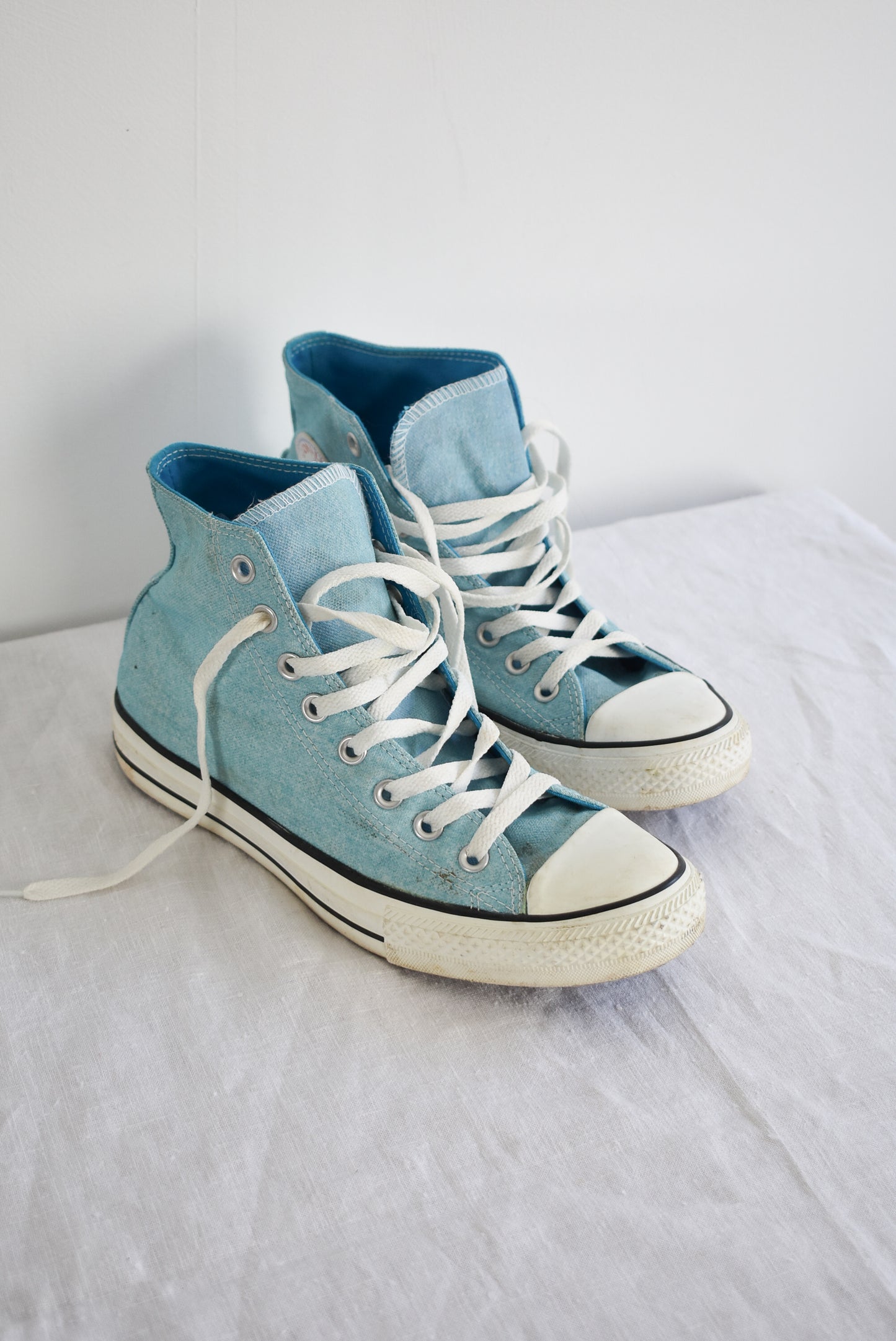 Converse Chuck Taylor All Star high tops, blue EU 40