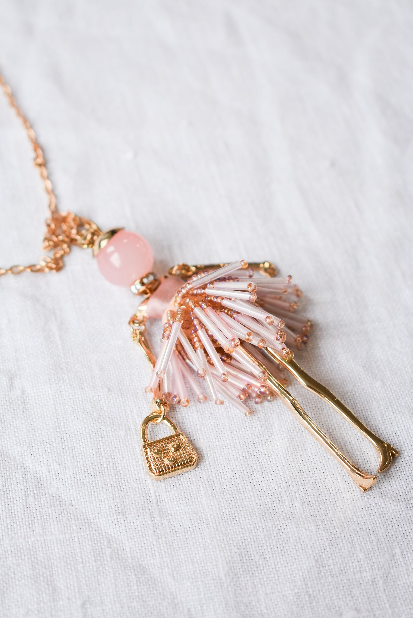 Gorgeous standout dolly necklace