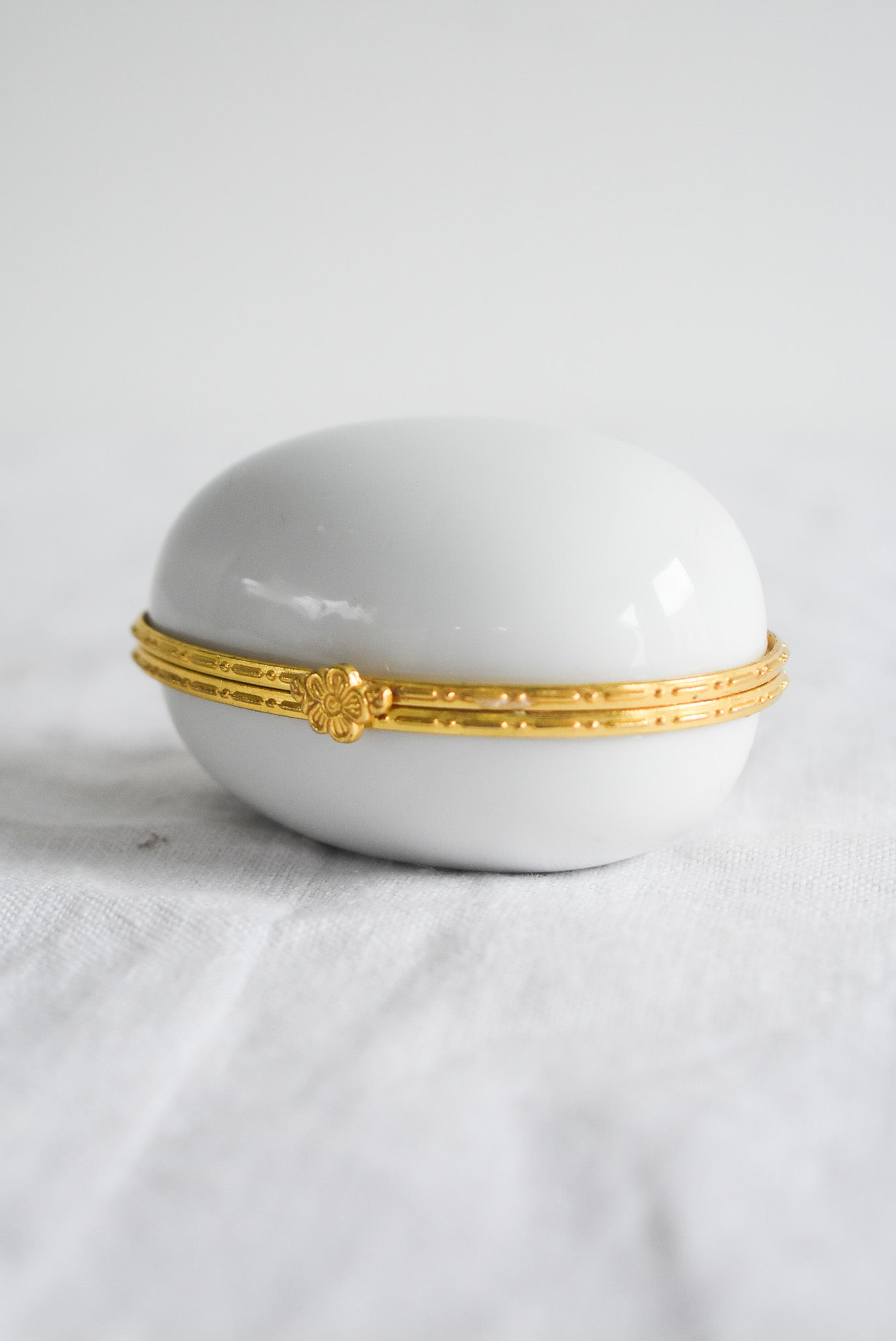 White + Gold egg trinket box