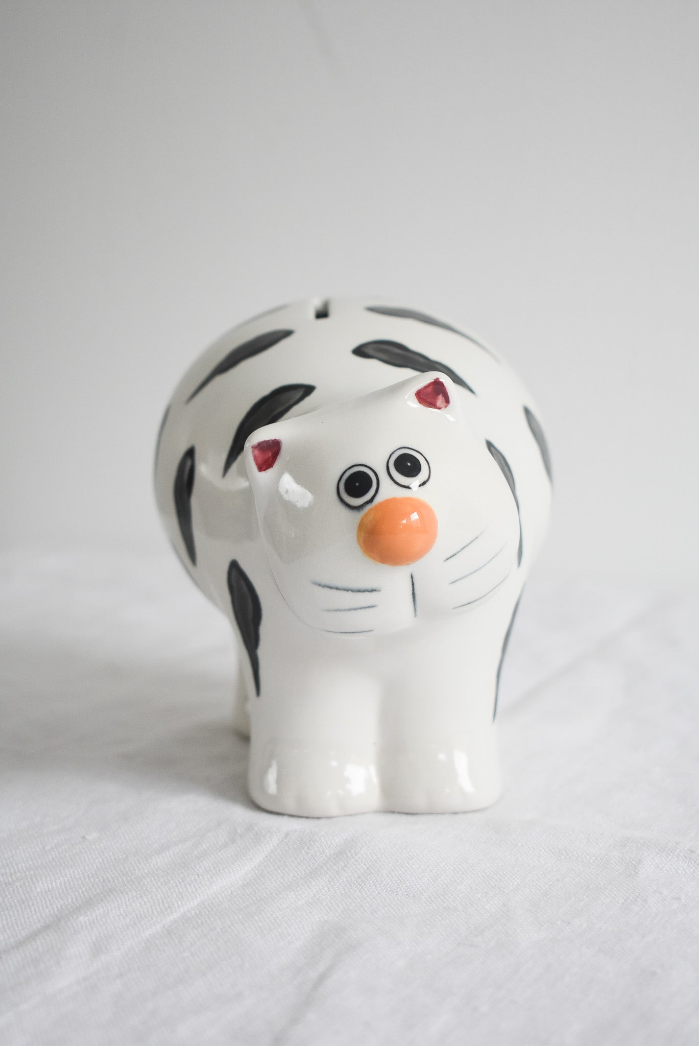 Large cat money box