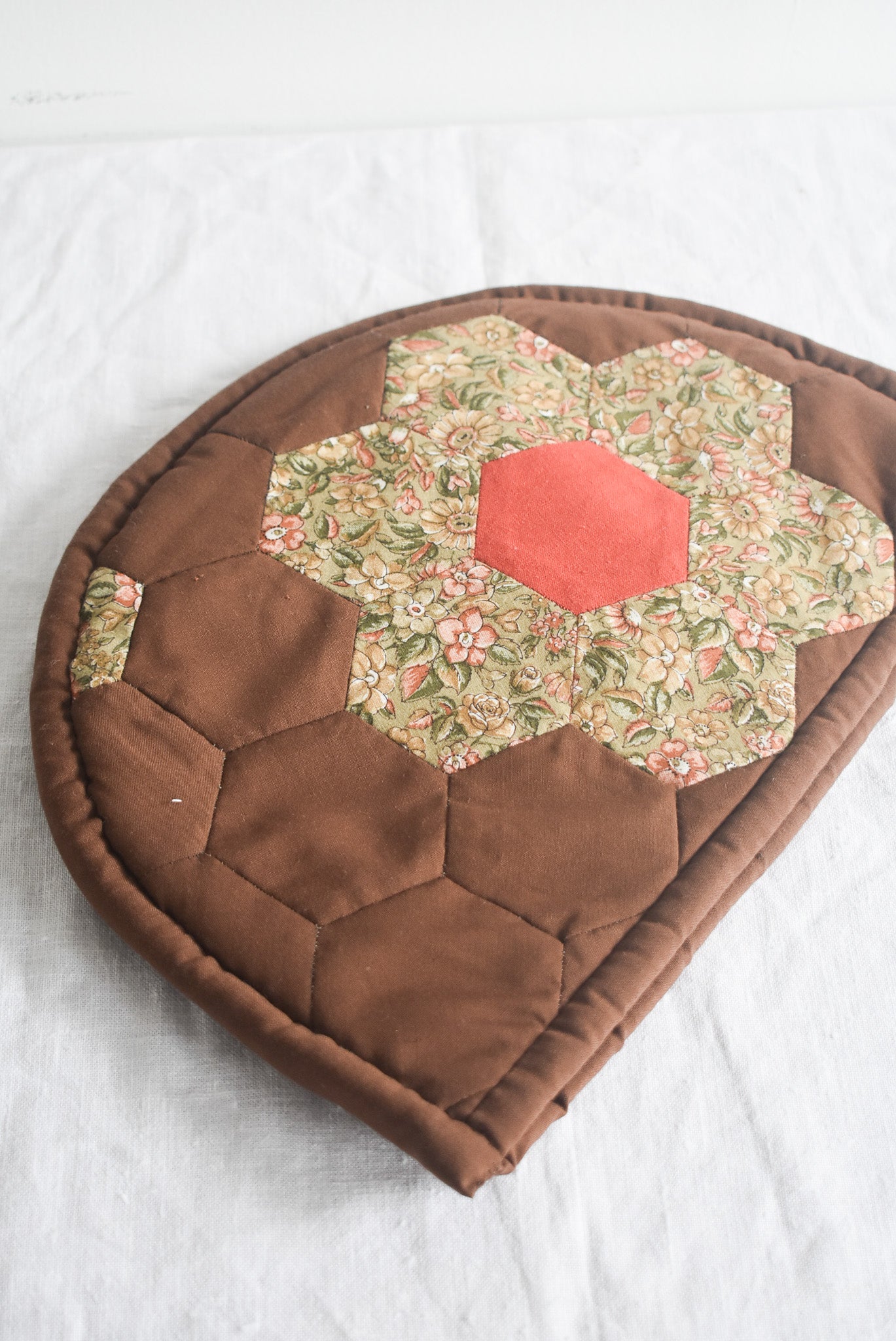 Quilted tea cozy